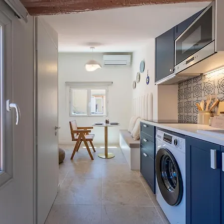 Mediterranean Getaway Old Apartment Nizza